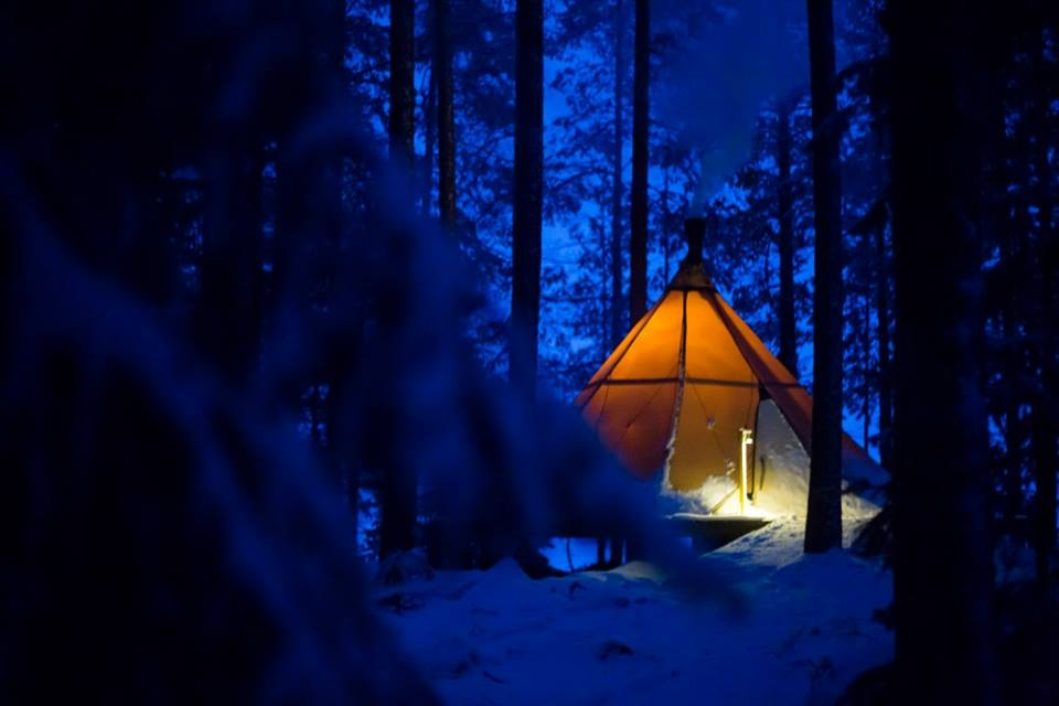 Tältkåta i Aurora camp utanför Luleå. Bild: Fredrik Broman, Human Spectra